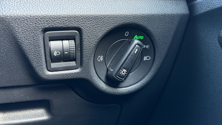 Skoda Kamiq 1.0 TSI 110 SE L 5dr DSG Petrol Hatchback